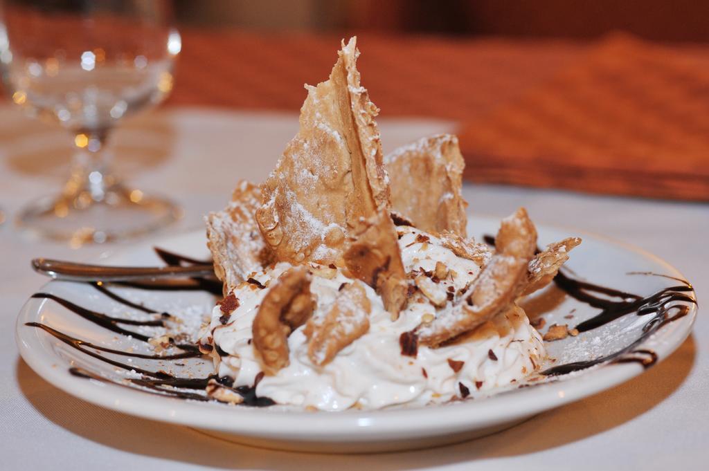 Locanda Rurale Santa Marta อาโวลา ภายนอก รูปภาพ