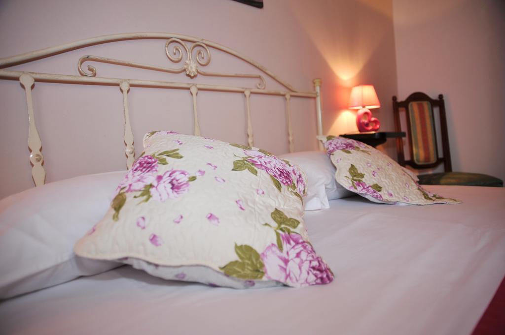 Locanda Rurale Santa Marta อาโวลา ภายนอก รูปภาพ
